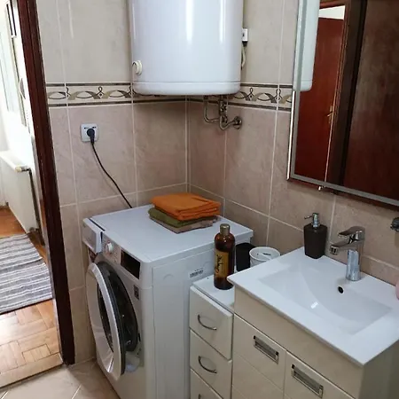 דירה Serbian With Garden